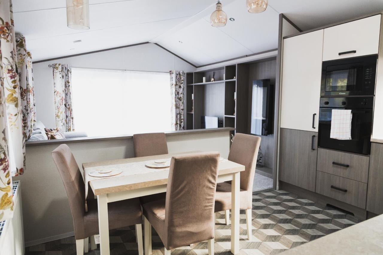 Atlas Ovation Lodge Auchterarder Εξωτερικό φωτογραφία
